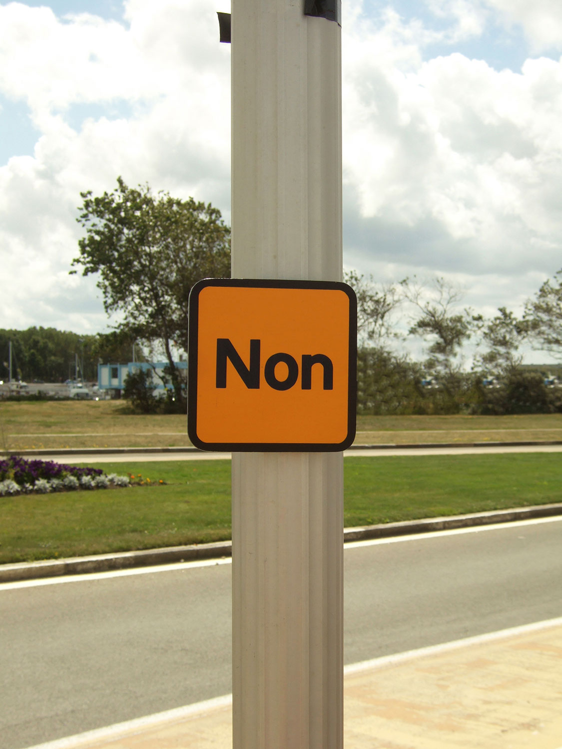#015 - Non (Calais, France)