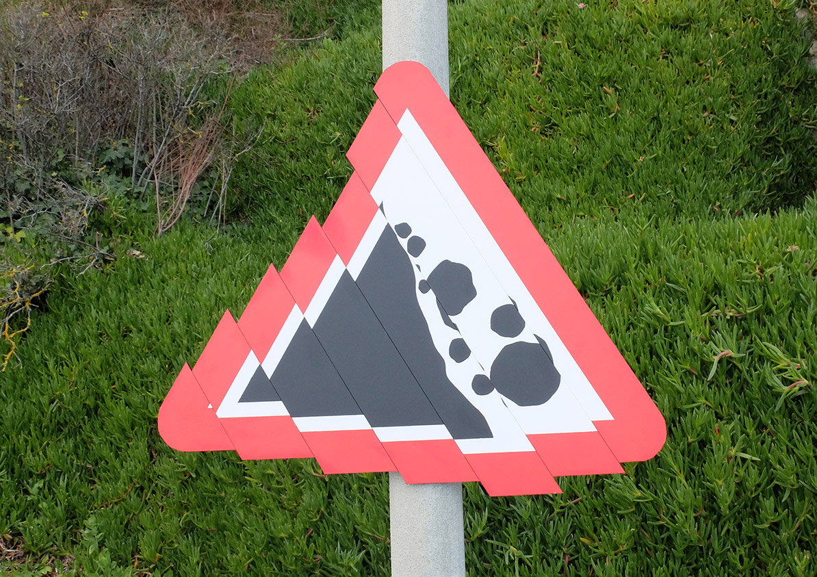 Risk of falling rocks - (glitched)